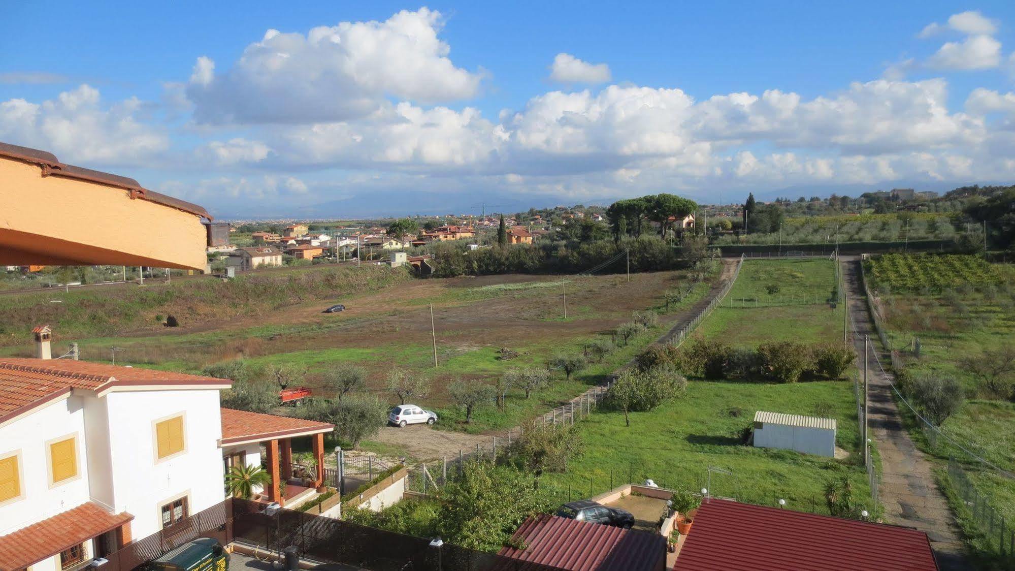 Affittacamere Stranamore Фраскати Экстерьер фото